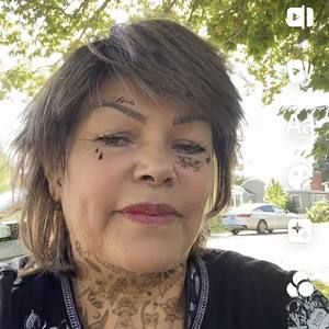 Meet your Posher, Leticia